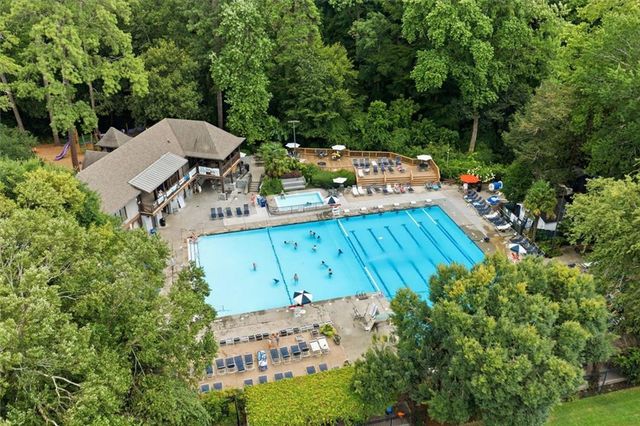 383 Peachtree Avenue NE, Atlanta, GA 30305