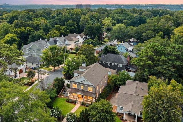 383 Peachtree Avenue NE, Atlanta, GA 30305