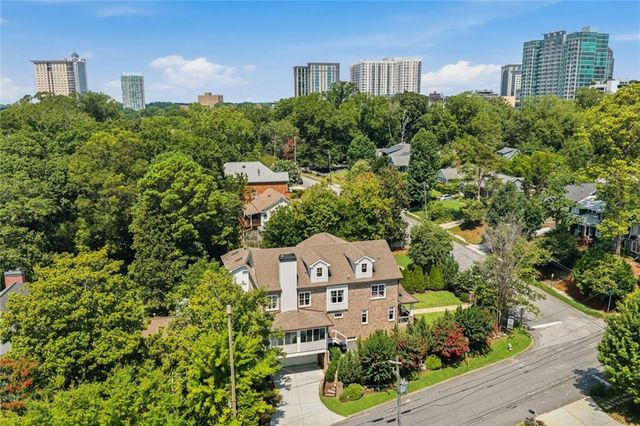 383 Peachtree Avenue NE, Atlanta, GA 30305