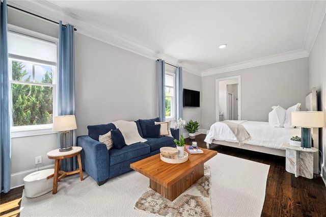 383 Peachtree Avenue NE, Atlanta, GA 30305