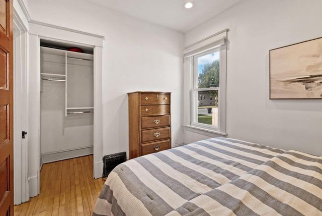 1820 E Cora AVENUE #1814, Saint Francis, WI 53235