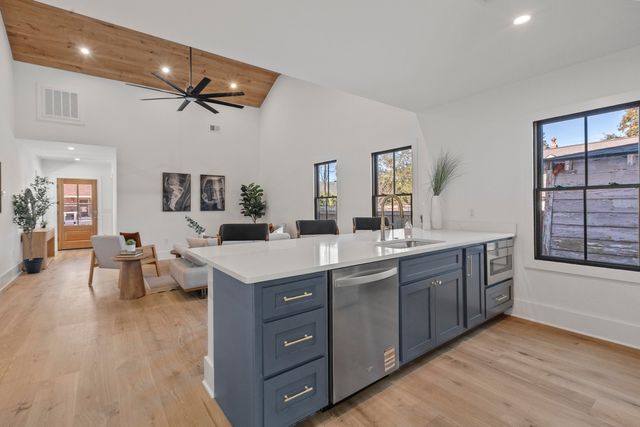 10 Magnolia Avenue, Charleston, SC 29403