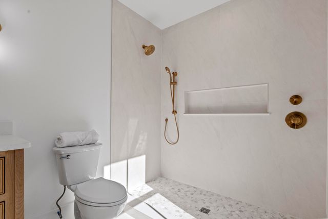 10 Magnolia Avenue, Charleston, SC 29403