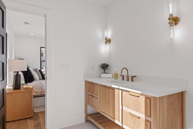 10 Magnolia Avenue, Charleston, SC 29403