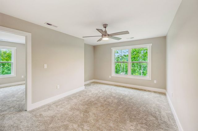 3505 Brookstone Dr, Cookeville, TN 38506