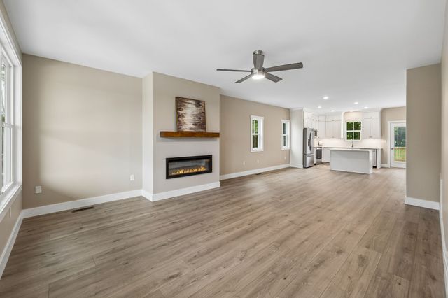 3505 Brookstone Dr, Cookeville, TN 38506