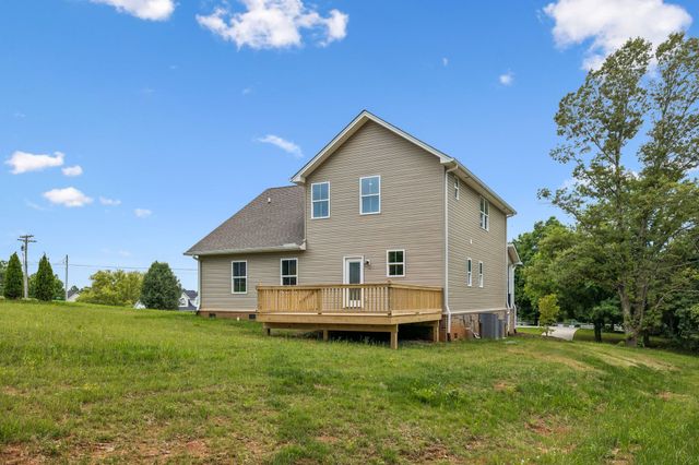 3505 Brookstone Dr, Cookeville, TN 38506