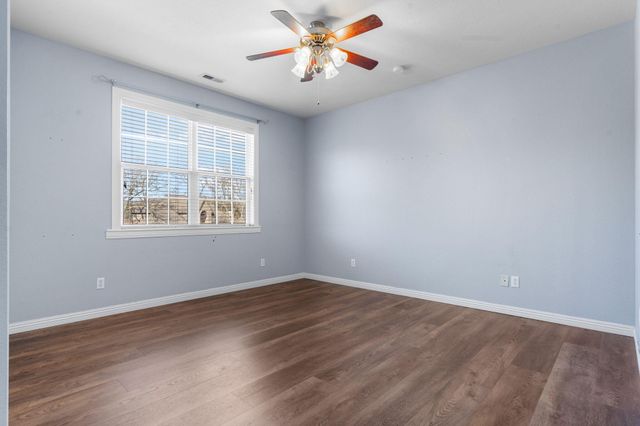 117 Country Bluff Drive, Branson, MO 65616