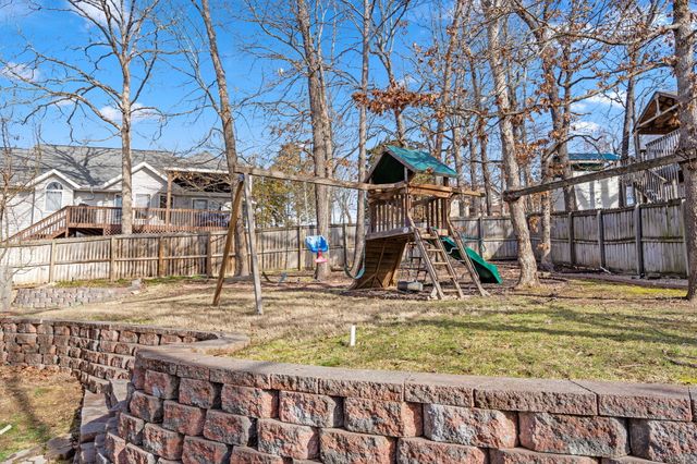 117 Country Bluff Drive, Branson, MO 65616