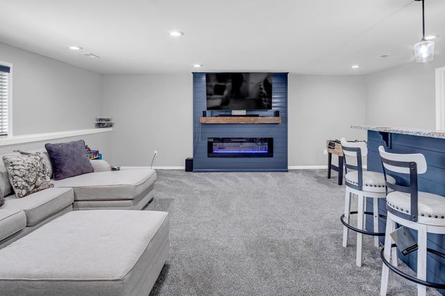 115 Matson, Newton, KS 67114