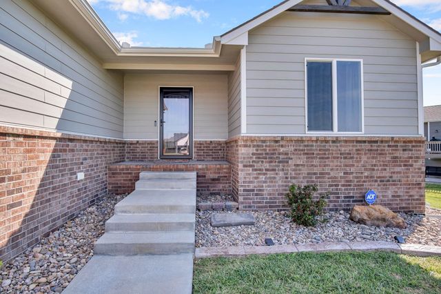 115 Matson, Newton, KS 67114