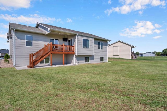 115 Matson, Newton, KS 67114