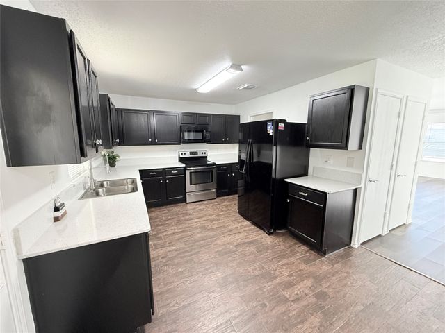1212 Rambling Brook Trail, Denton, TX 76210