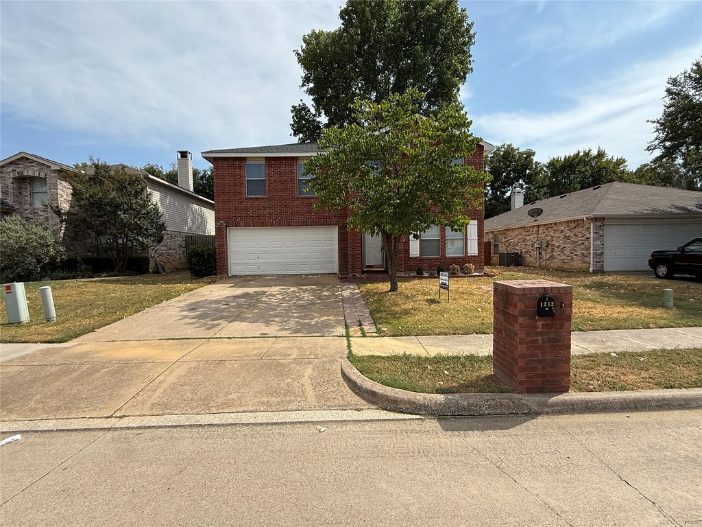 1212 Rambling Brook Trail, Denton, TX 76210