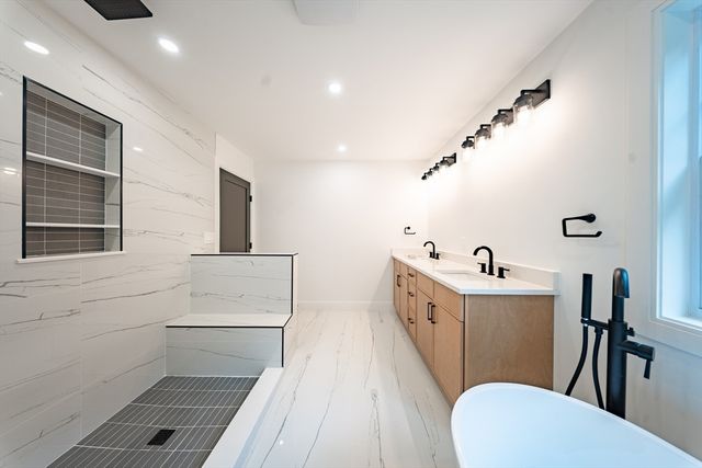 2 Spring Meadow Dr, Southborough, MA 01772