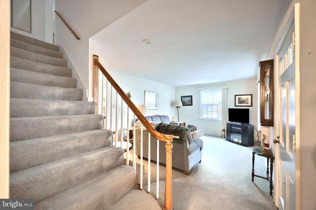 200 S RUSSELL ST, York, PA 17402