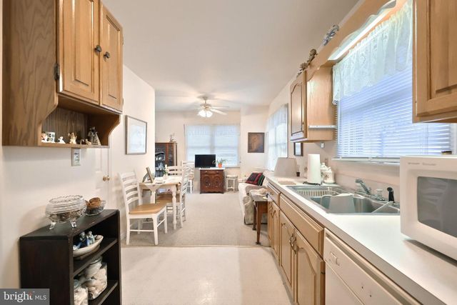 200 S RUSSELL ST, York, PA 17402