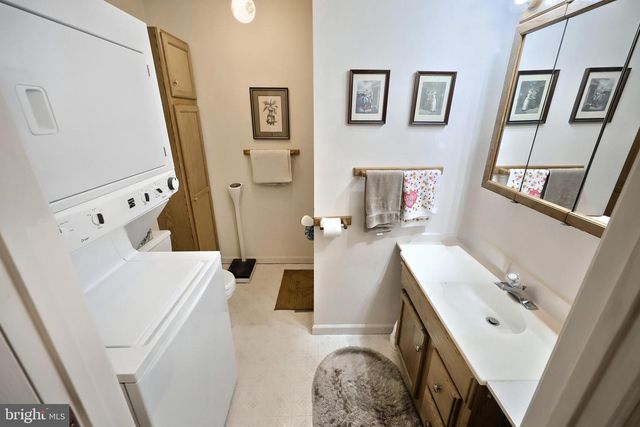 200 S RUSSELL ST, York, PA 17402