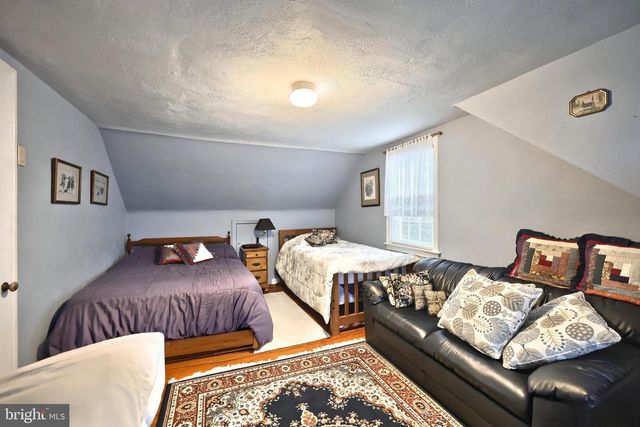 200 S RUSSELL ST, York, PA 17402