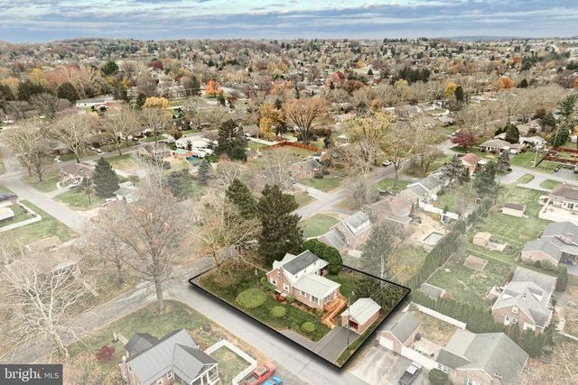 200 S RUSSELL ST, York, PA 17402