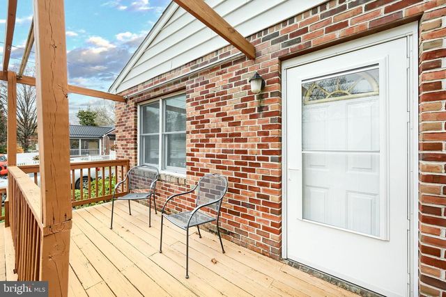 200 S RUSSELL ST, York, PA 17402