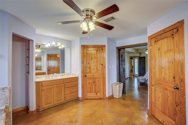 143 Rs County Road 1412, Point, TX 75472