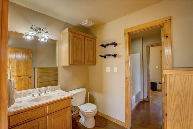 143 Rs County Road 1412, Point, TX 75472