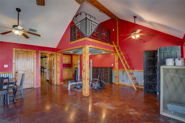 143 Rs County Road 1412, Point, TX 75472