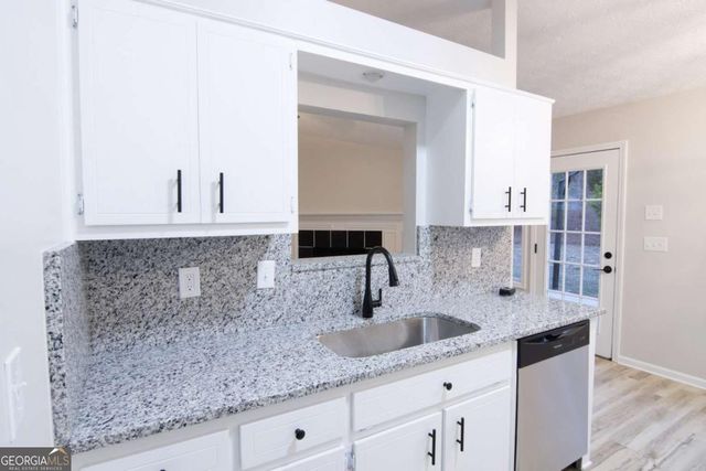 4344 Pond Fork Way, Gillsville, GA 30543