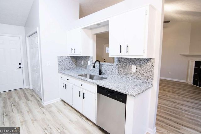 4344 Pond Fork Way, Gillsville, GA 30543