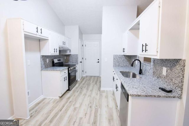 4344 Pond Fork Way, Gillsville, GA 30543