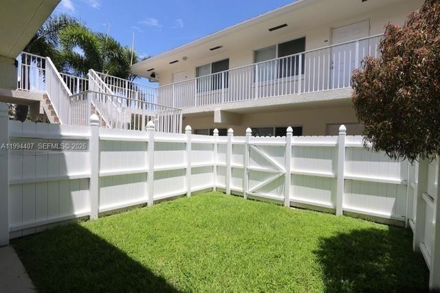 1878 NE 46th St C2, Fort Lauderdale, FL 33308