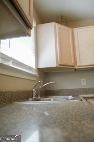 3045 Stonebridge Creek Drive, Lithonia, GA 30058