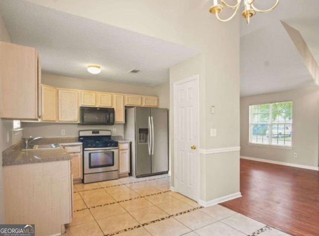 3045 Stonebridge Creek Drive, Lithonia, GA 30058