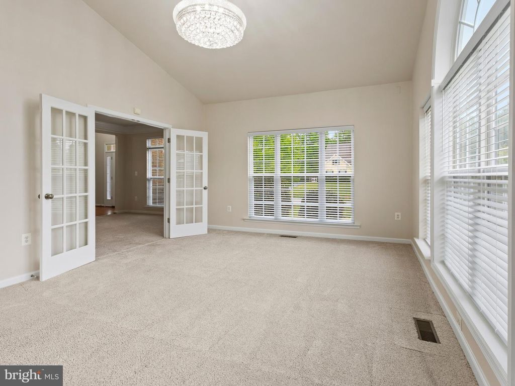 Image 11 of property listing at 13203 ARYA DR, Brandywine, MD 20613