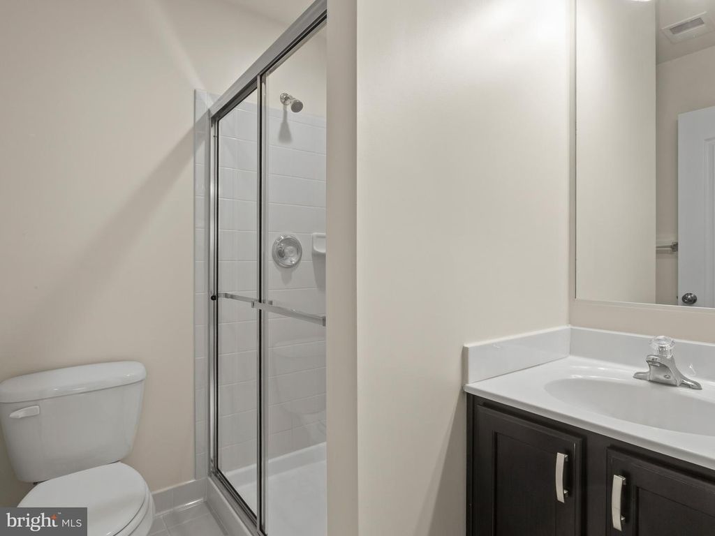 Image 18 of property listing at 13203 ARYA DR, Brandywine, MD 20613