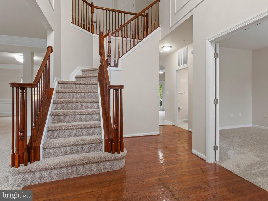 Image 4 of property listing at 13203 ARYA DR, Brandywine, MD 20613