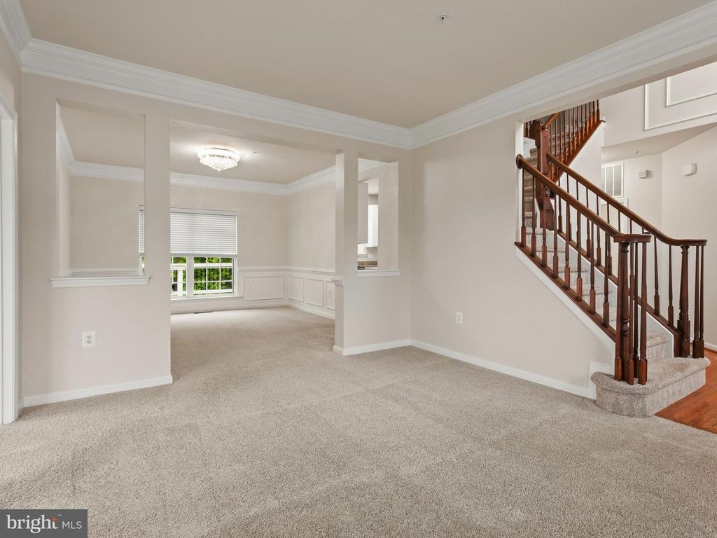 Image 6 of property listing at 13203 ARYA DR, Brandywine, MD 20613