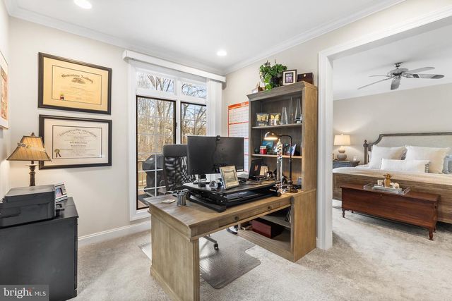 211 SHORELINE DR, Berwyn, PA 19312