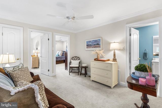 211 SHORELINE DR, Berwyn, PA 19312