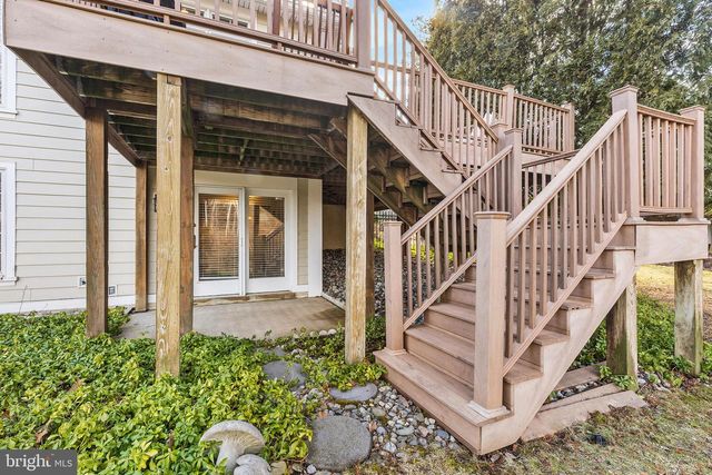 211 SHORELINE DR, Berwyn, PA 19312