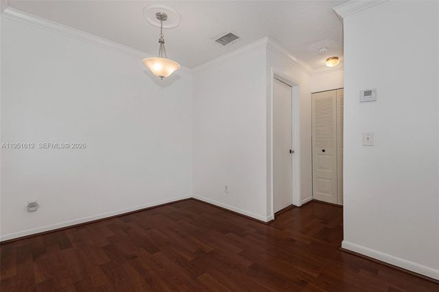 714 NW 103rd Ter 202, Pembroke Pines, FL 33026