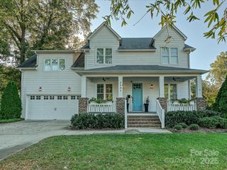 2843 Dorchester Place, Charlotte, NC 28209