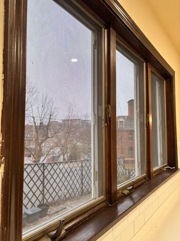 5 Fremont Ave 1, Chelsea, MA 02150