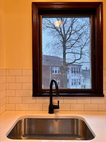 5 Fremont Ave 1, Chelsea, MA 02150