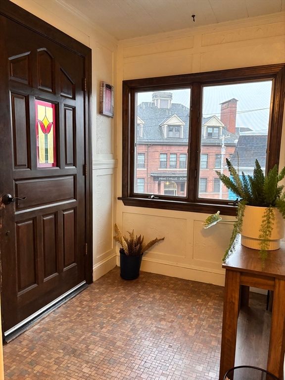 5 Fremont Ave 1, Chelsea, MA 02150