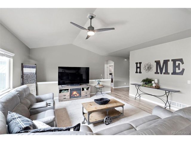 1934 Saddleback Dr, Milliken, CO 80543