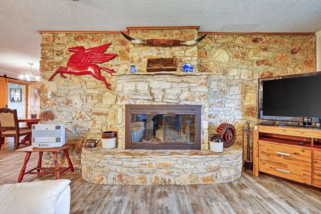 1812 Long Creek Court, Granbury, TX 76049