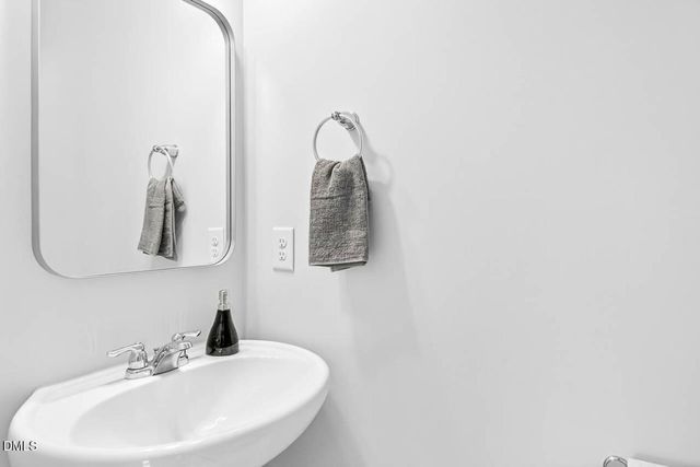 102 Harvest Oaks Lane Unit 126, Durham, NC 27703