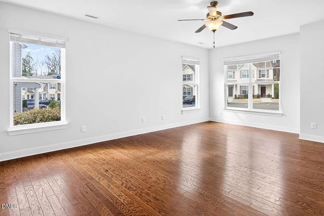 102 Harvest Oaks Lane Unit 126, Durham, NC 27703